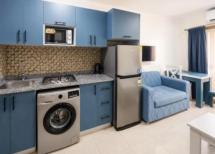 Stylish Free Tiba Golden Apartment