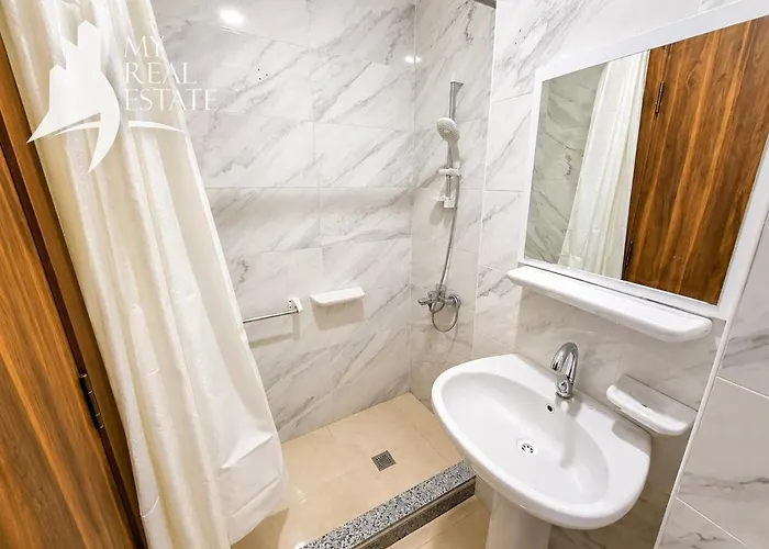 Apartment Stylish Free Tiba Golden